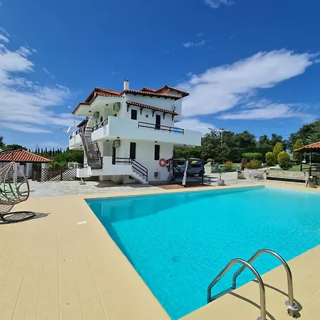 Chryspa For 2 Villa